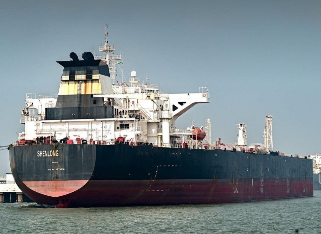 Noua putere a Chinei pe piața globală a energiei: Rezervele masive de petrol și controlul asupra exporturilor