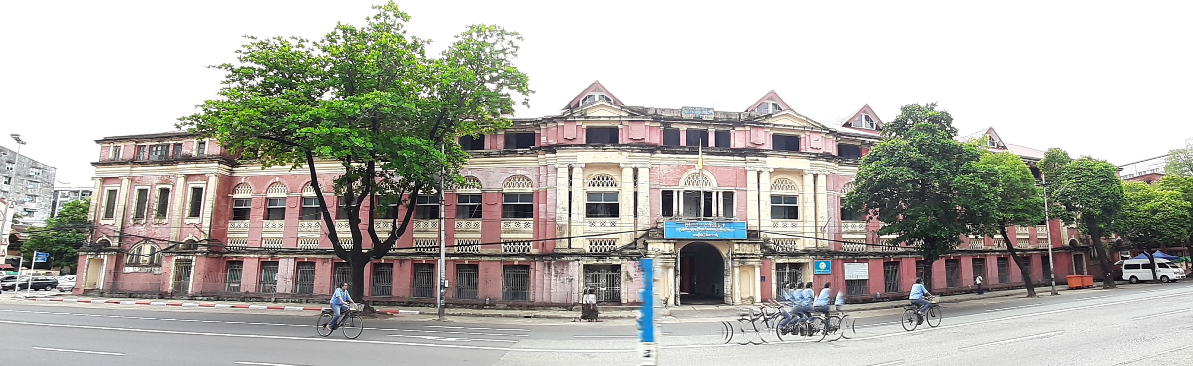 Riscul de retrogradare la categoria „junk” pentru România: instabilitatea politică afectează costul împrumuturilor