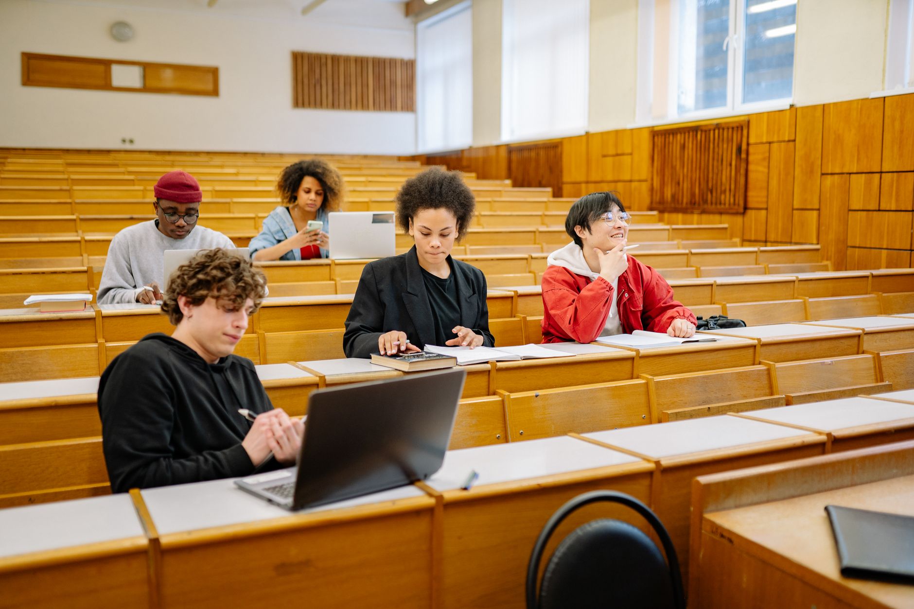 Metoda „Madagascar”: Cum a detectat un profesor utilizarea AI la examenul de istorie