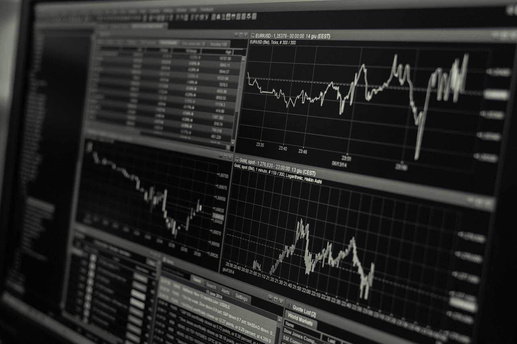 Bursa de Valori București lansează un ghid pentru investitorii de retail: strategii și riscuri