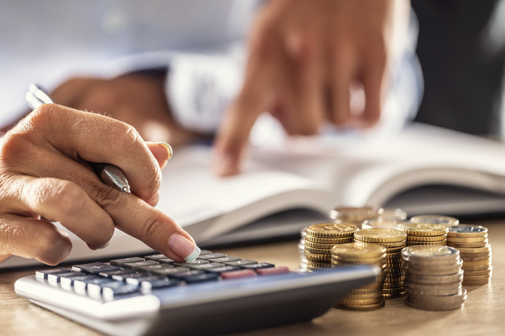 Cum alegi numărul optim de rate pentru cumpărături: 3, 6 sau 12 luni?