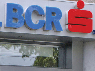 Studiu BCR: Aproape jumătate dintre români nu își pot acoperi cheltuielile mai mult de o lună fără venit principal