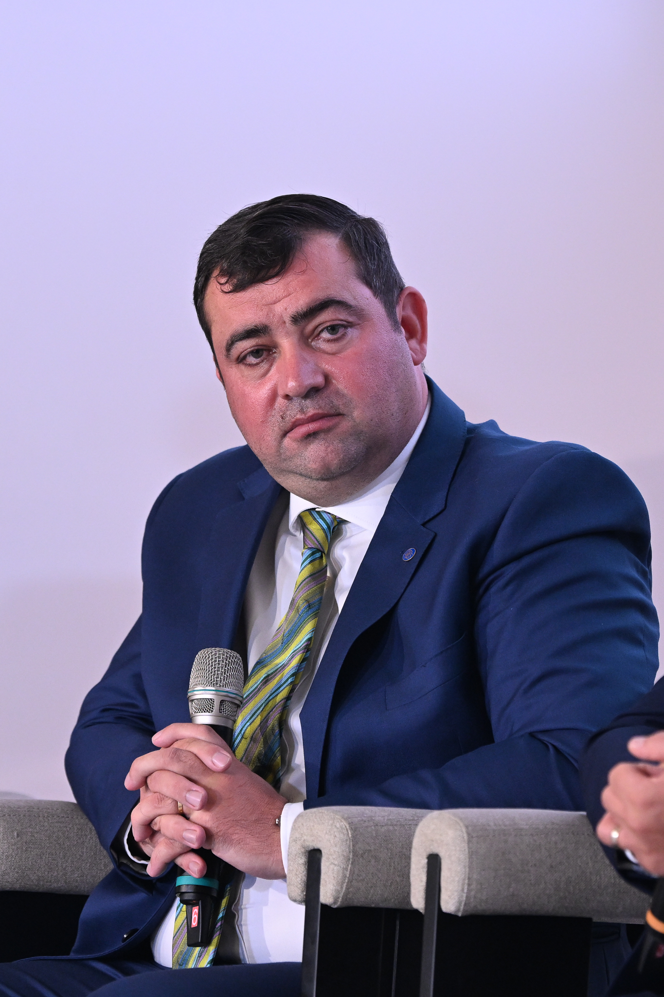Bancomatele de criptomonede funcționează fără supraveghere, avertizează BNR