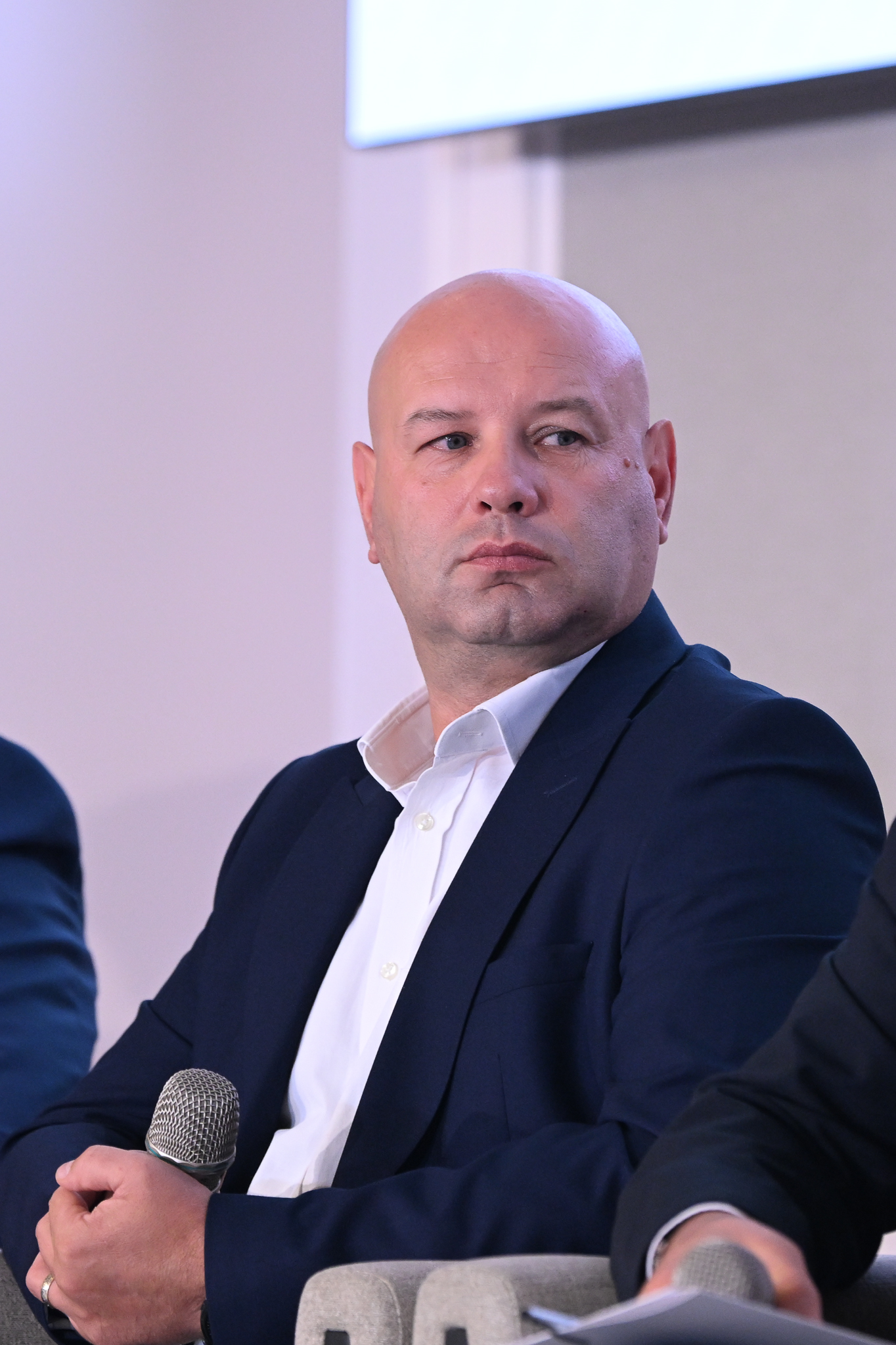 Factorul uman reprezintă principala amenințare la securitatea băncii, conform ING Bank România