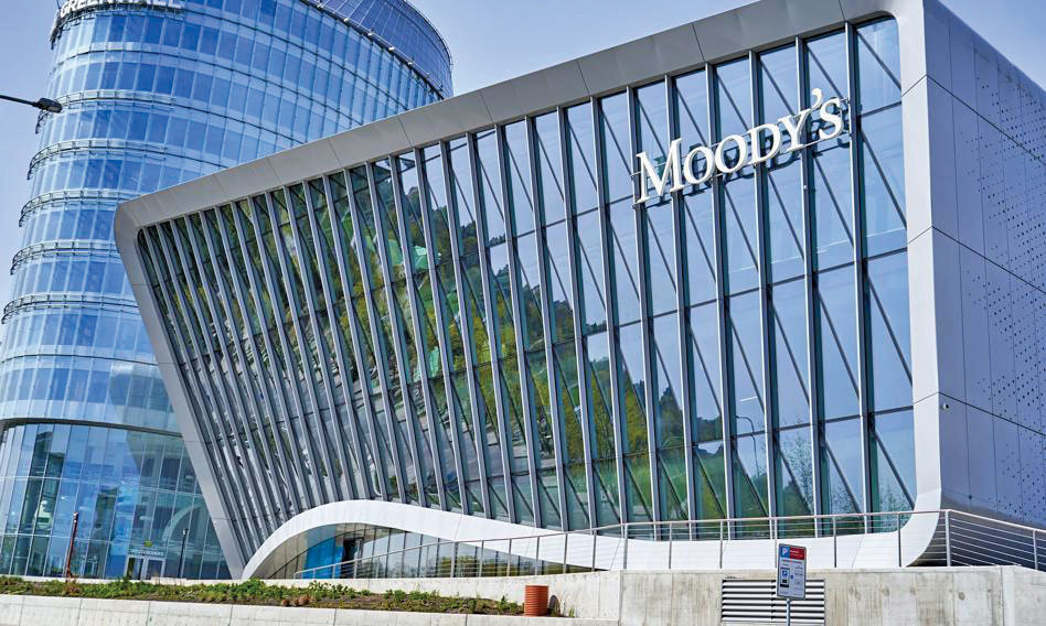 Moody’s a retrogradat ratingul Poloniei: impact asupra zlotului și riscuri fiscale