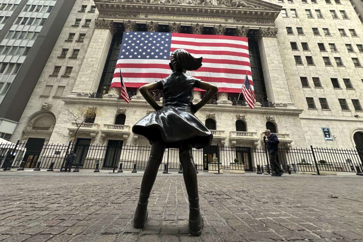 Nasdaq atinge un nou record istoric pe Wall Street, impulsionat de sectorul inteligenței artificiale