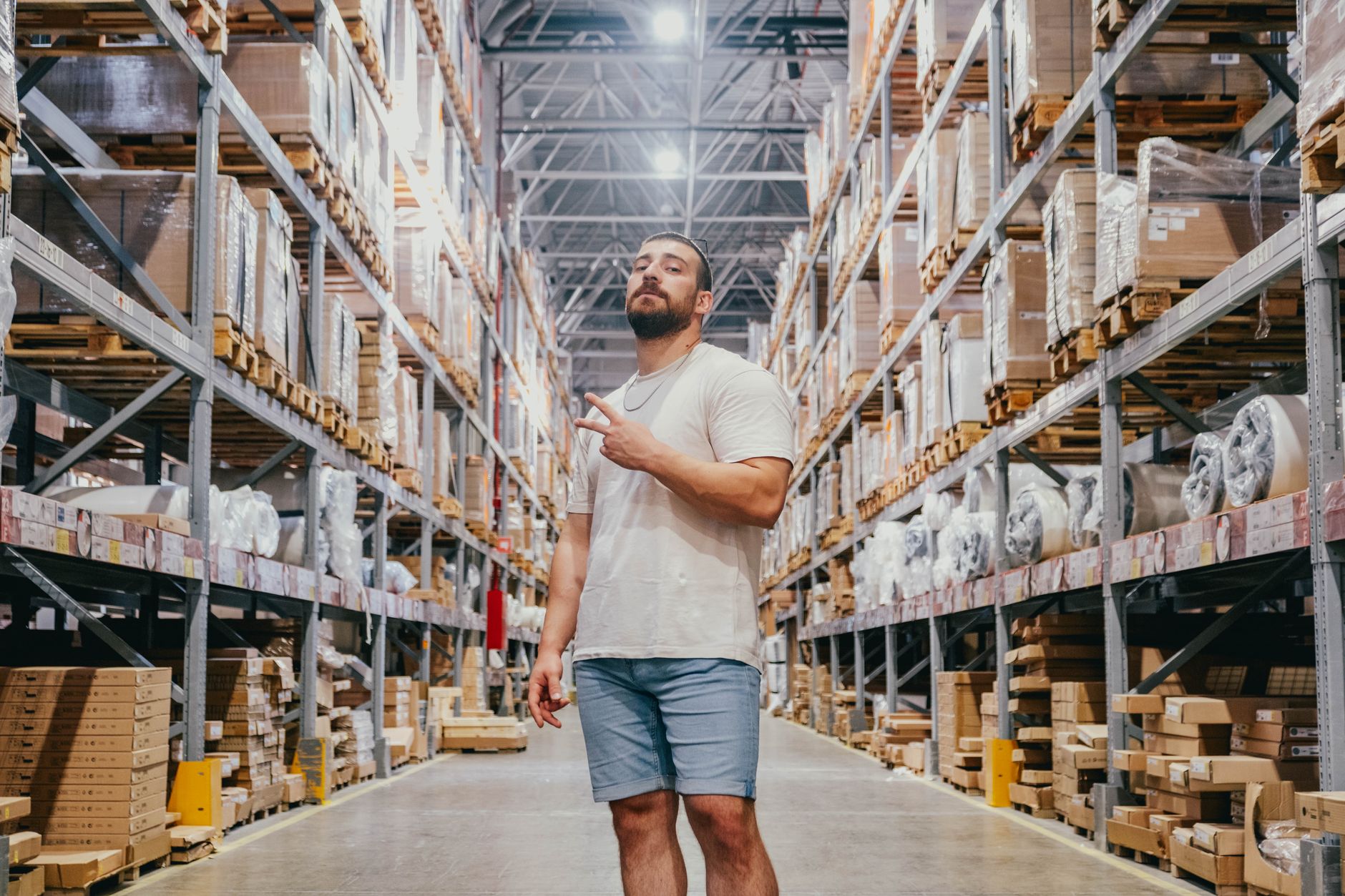 Strategii pentru creșterea vânzărilor pe eMAG Marketplace: impactul vânzărilor cross-border și al programelor de suport