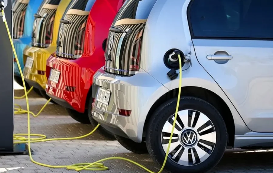 Vehiculele electrice pe baterie au atins un nivel record de înmatriculări în Uniunea Europeană