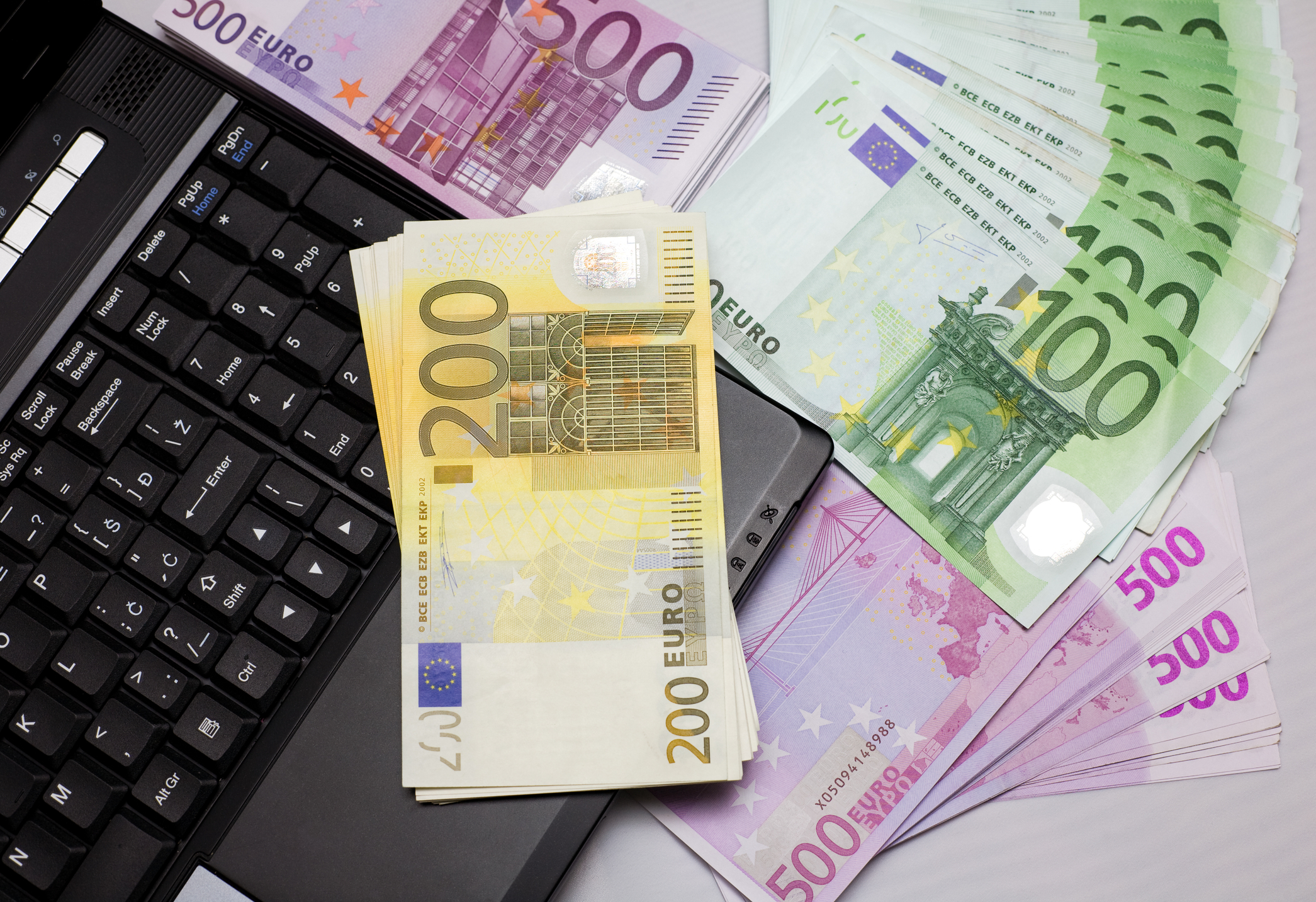 UE lansează Pactul pentru investitorii instituționali, menit să finanțeze startup-urile și companiile scale-up