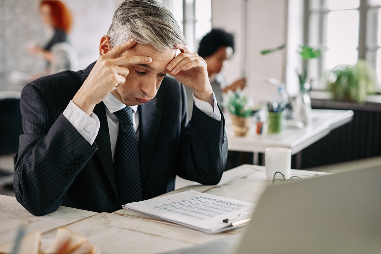 Semnale de alarmă pentru o nouă criză financiară: factori de risc și lecții din trecut