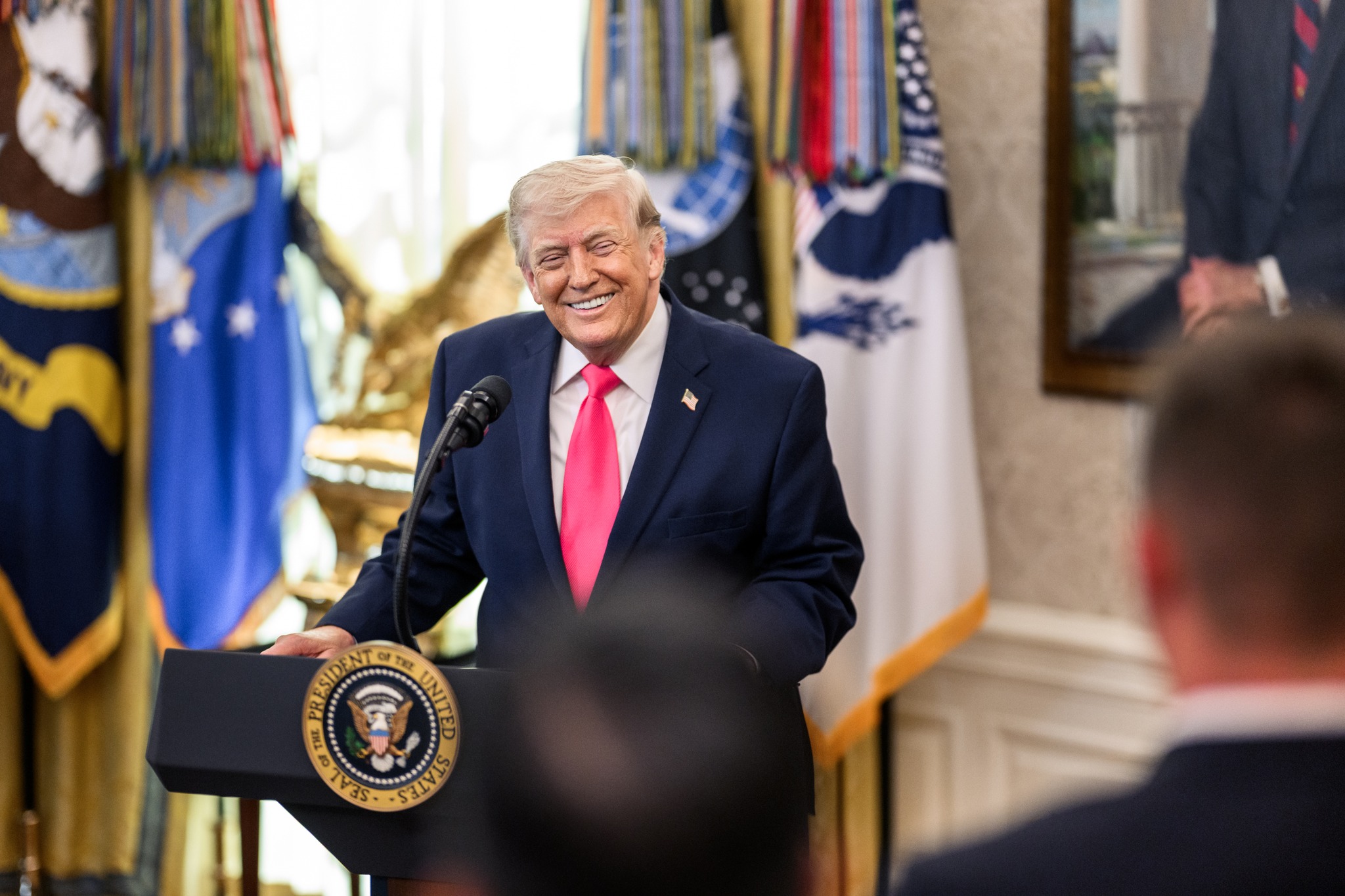 Donald Trump susține interzicerea exporturilor de motorină pentru reducerea prețurilor la pompe