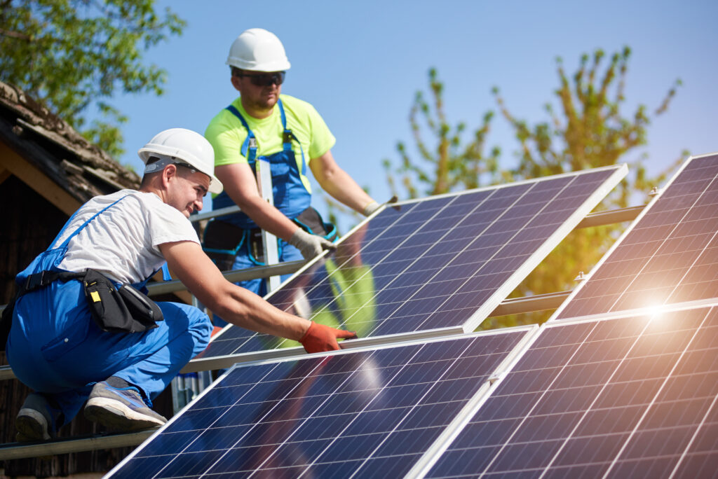 Hidroelectrica domină profiturile sectorului de energie regenerabilă din România