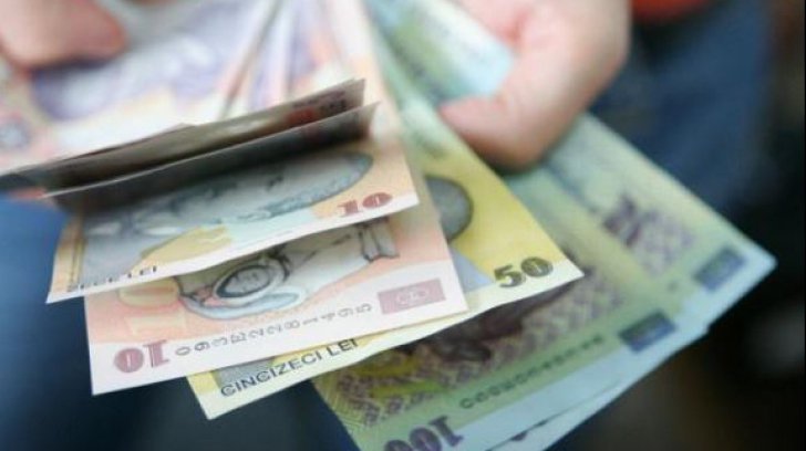 Salariile din România pot depăși rata inflației în august, conform datelor privind creșterea salarială