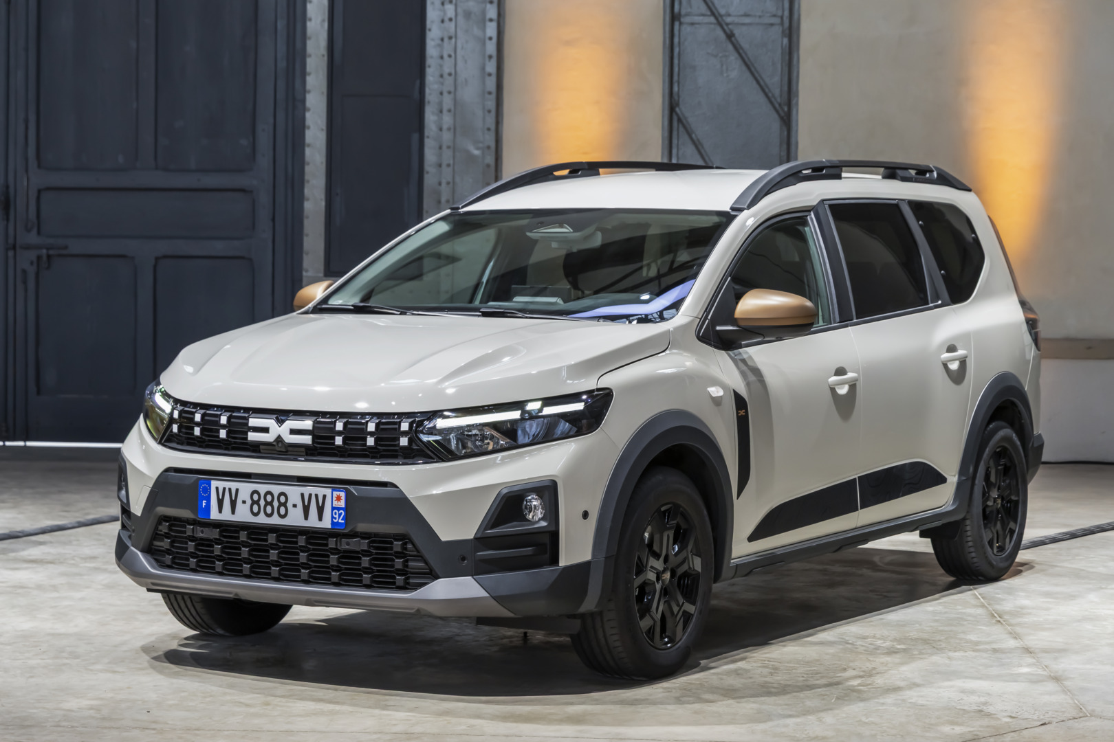 Viitorul Dacia în România: Riscul pierderii volumelor de producție și al noilor modele