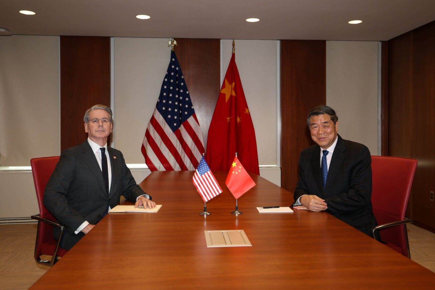 Statele Unite și China prelungește armistițiul comercial până pe 10 ianuarie