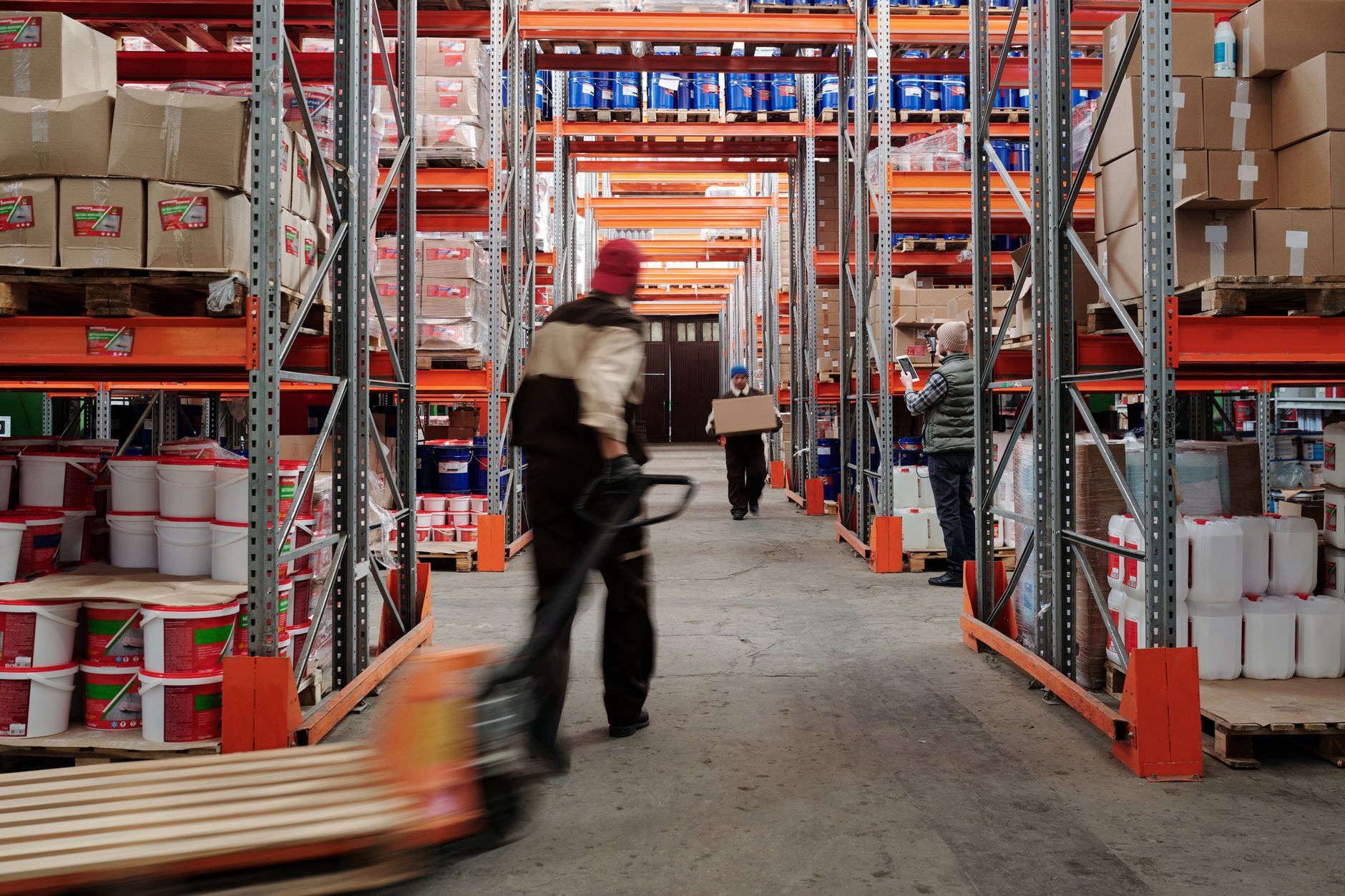 Expansiunea regională în eMAG Marketplace: numărul sellerilor cross-border a crescut cu 25%