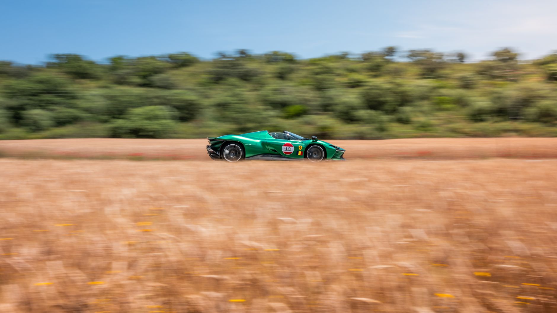 Bentley lansează Torcal, primul său model complet electric, pentru a concura pe segmentul de lux