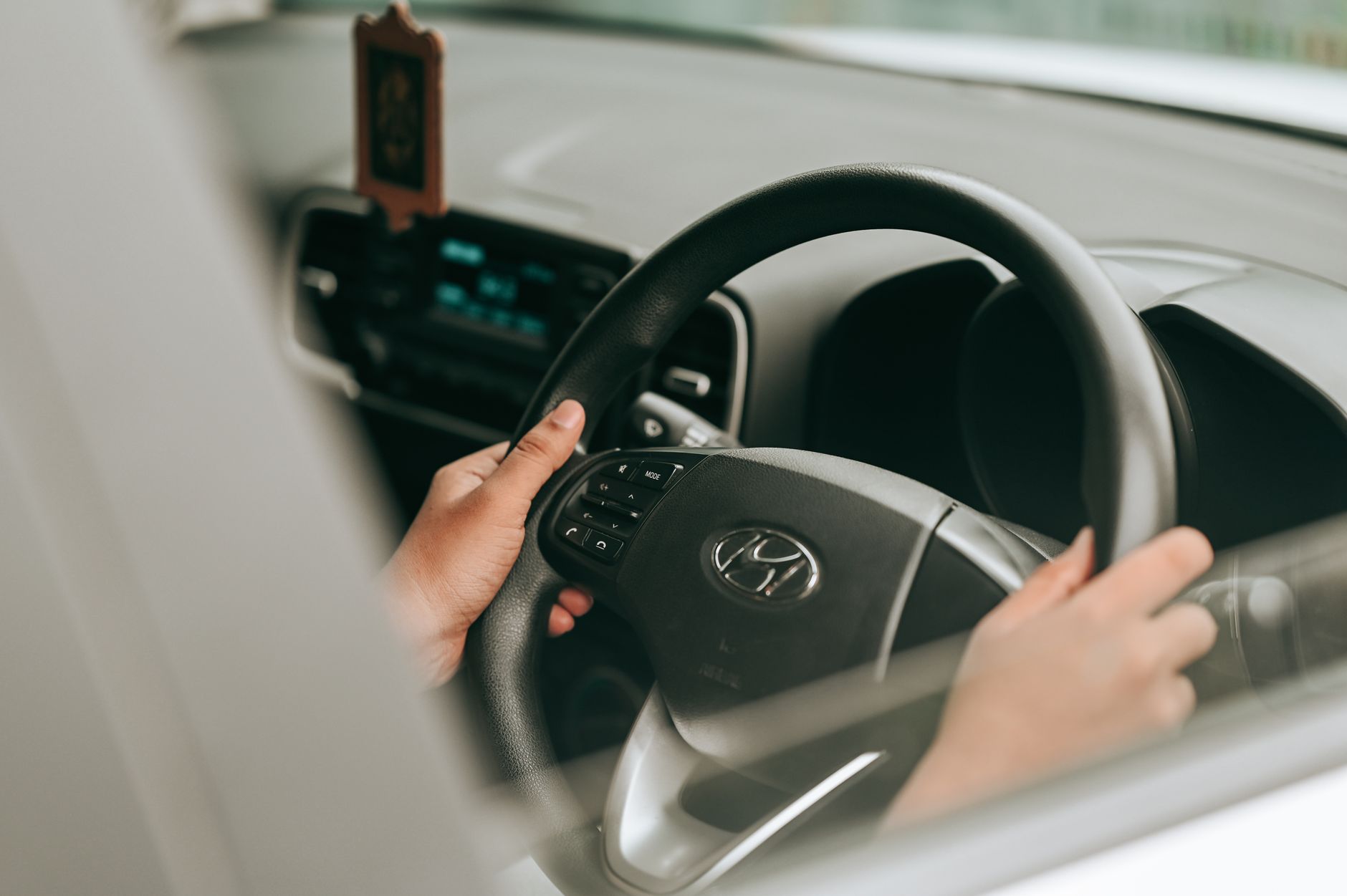Volkswagen și Audi recheamă peste 2 milioane de mașini din cauza unui risc la sistemul de direcție