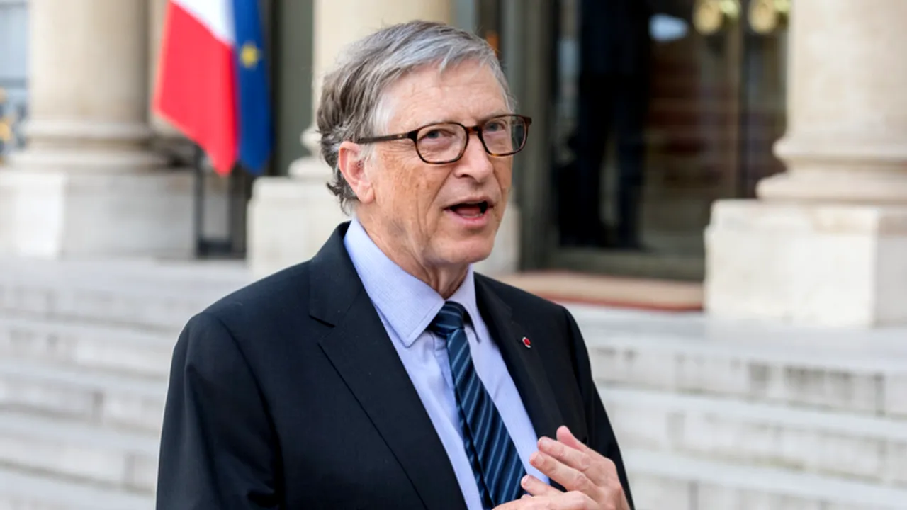 Bill Gates avertizează că inteligența artificială ar putea cauza un miliard de victime