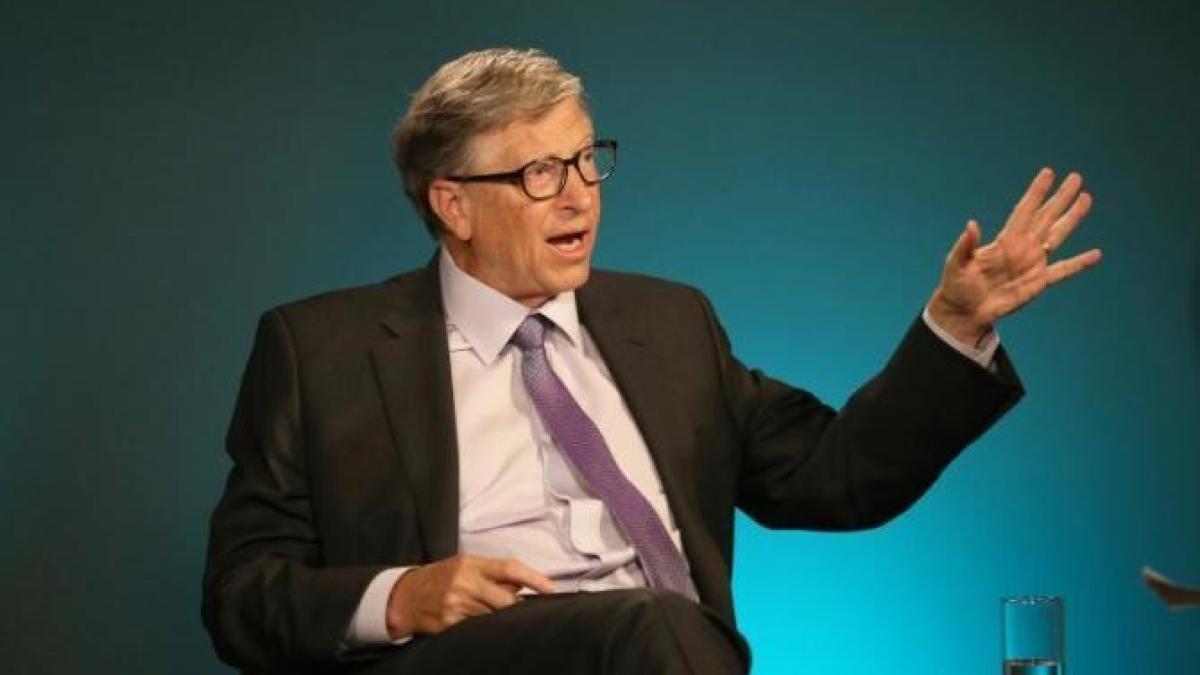 Bill Gates avertizează: Inteligența artificială ar putea cauza un miliard de decese fără reglementare strictă