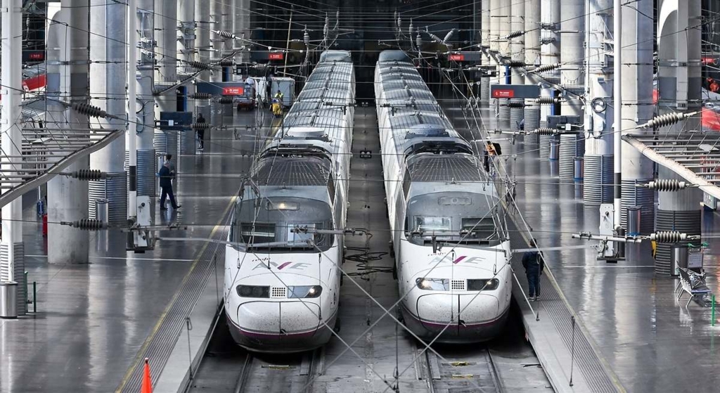 Atac cibernetic asupra operatorului feroviar Renfe: date ale utilizatorilor au fost compromise
