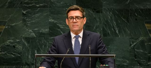 Premierul britanic Andy Burnham subliniază importanța stabilității fiscale pentru reformele economice