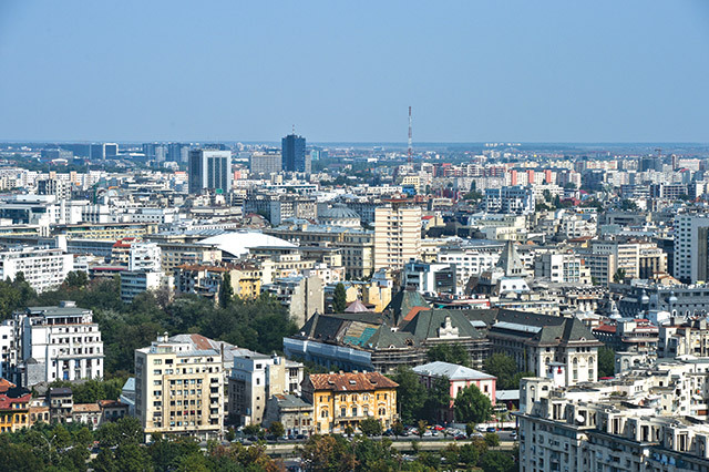 Dezvoltarea rezidențială în localitățile limitrofe depășește creșterea reședințelor de județ