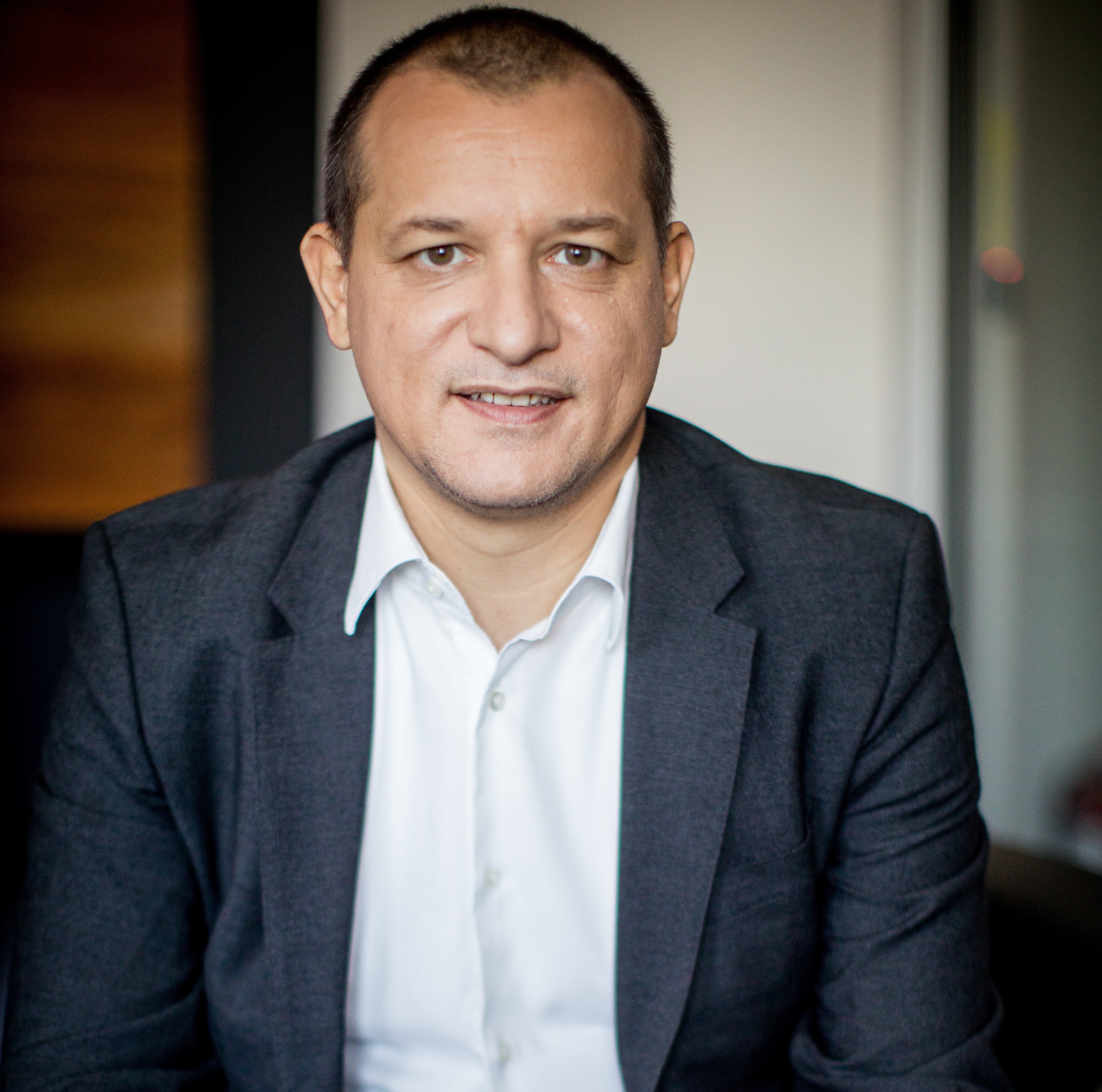Parteneriat între Raiffeisen Bank România și Bank Pekao pentru extinderea companiilor pe piețele CEE