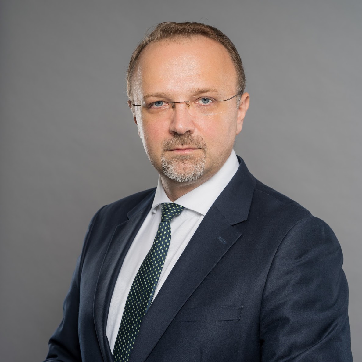 Piața fondurilor de investiții din România: peste 41.000 de noi investitori în luna august