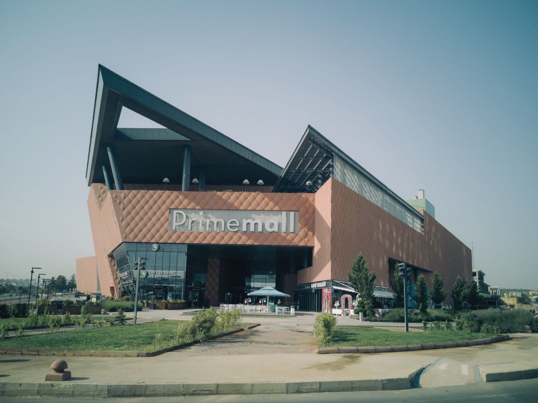 Retailerul românesc Senic investește 10 milioane de euro într-un parc de retail în Drobeta-Turnu Severin