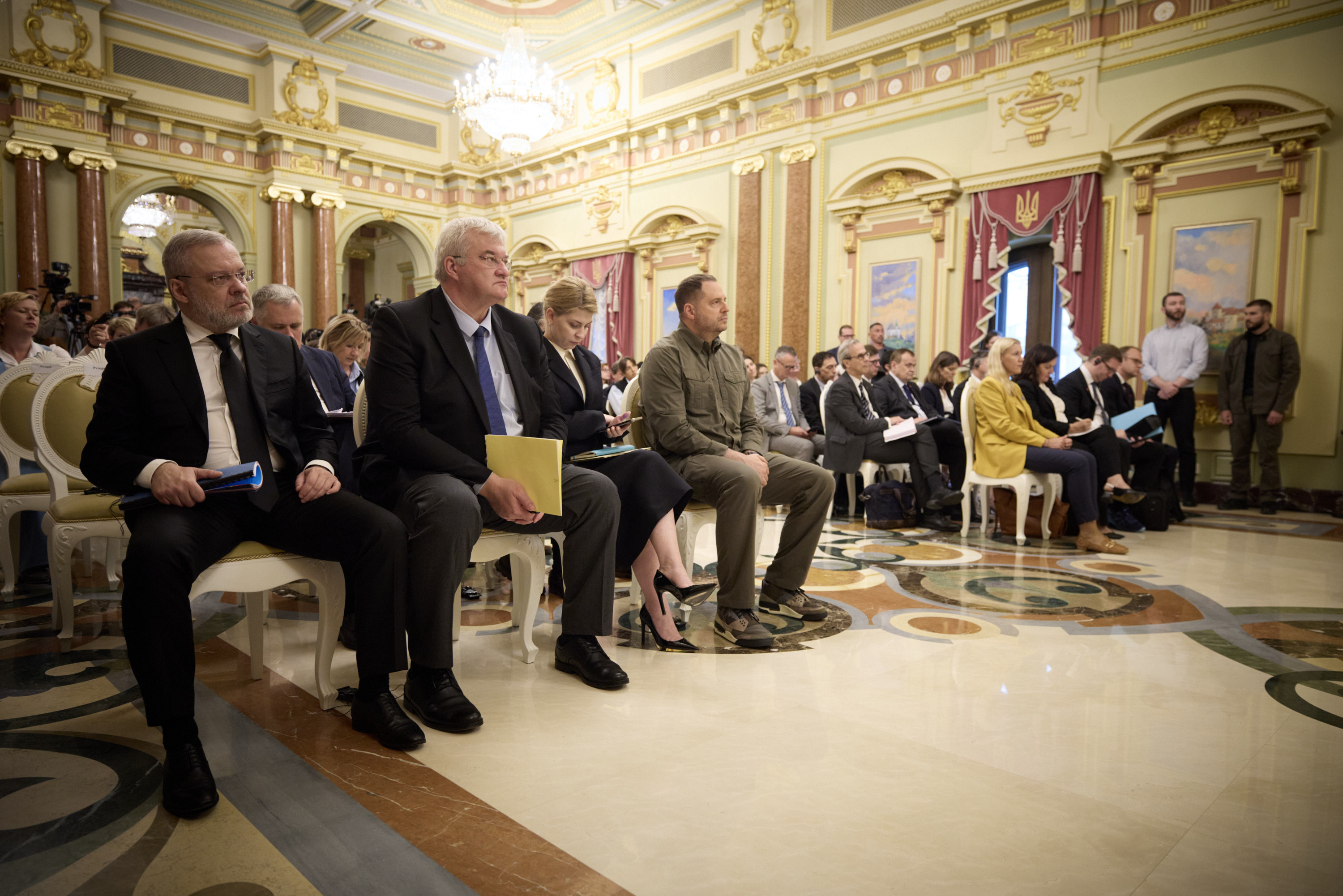 Record de tranzacționare pe piața spot de energie electrică: volum maxim înregistrat pe PZU