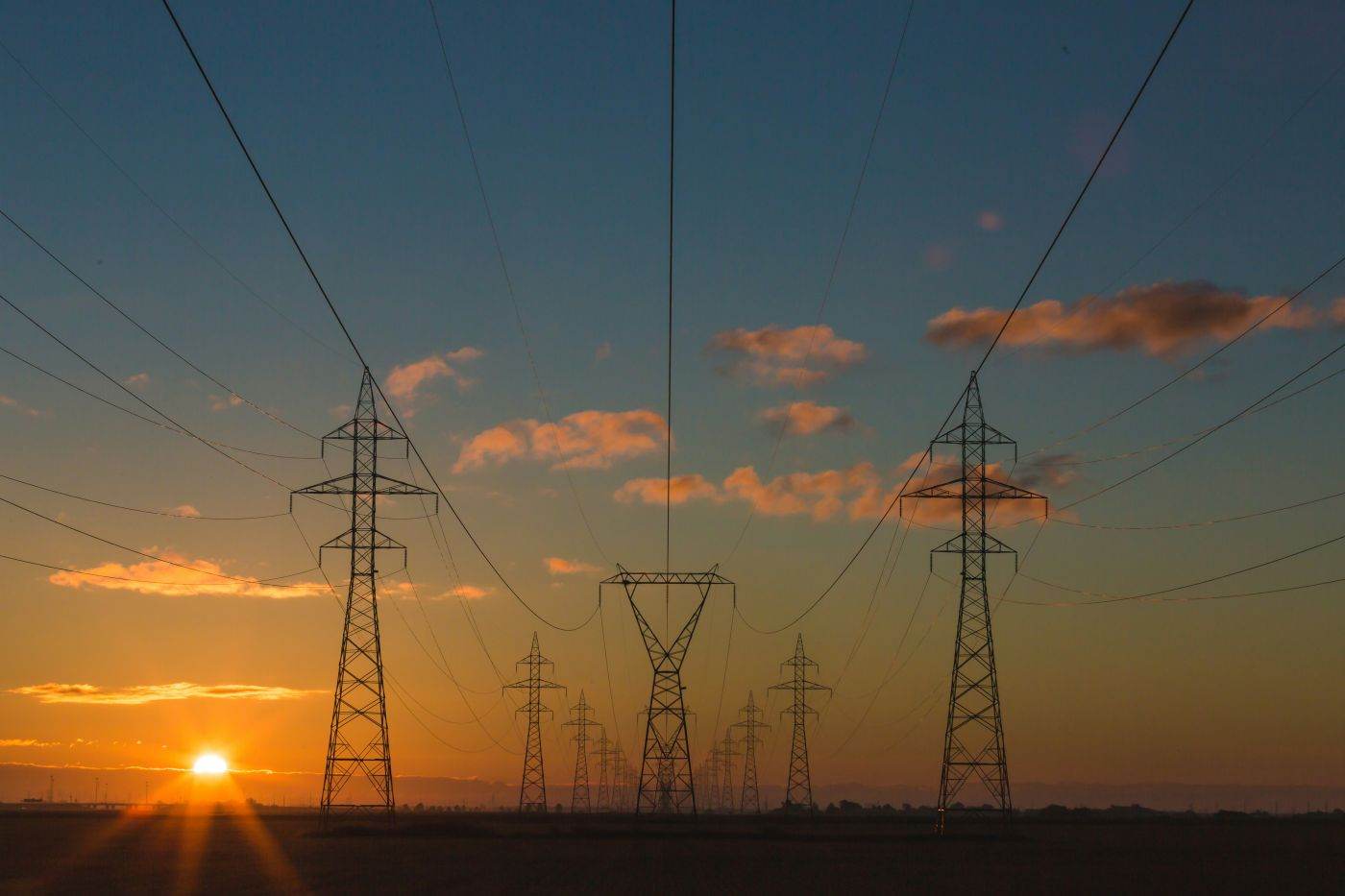 Record de tranzacționare pe Piața pentru Ziua Următoare pentru livrarea de energie în septembrie 2026