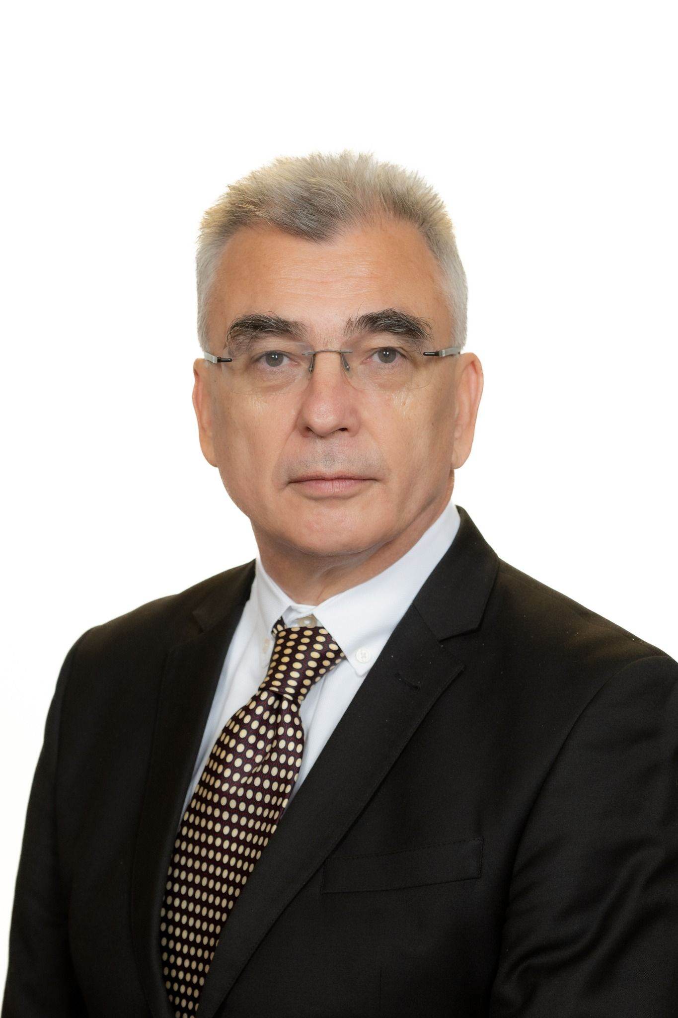 Analistul Petrișor Peiu: România reprezintă veriga slabă din lanțul occidental